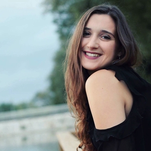 Laura - Prof de biologie - Toulouse
