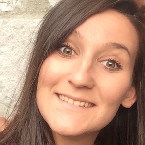 Julianne - Prof d'aide aux devoirs - Firminy