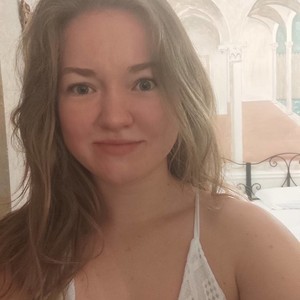 Léa Calesse - Prof d'aide aux devoirs - Arras
