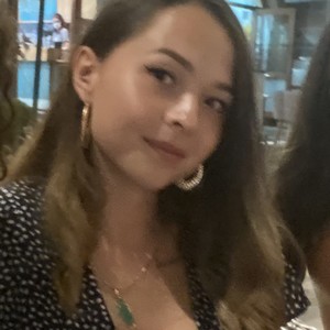 Jade - Prof d'aide aux devoirs - Champs-sur-Marne