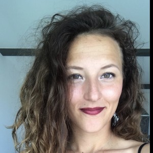 Romane - Prof de préparation bac scientifique - Suze-la-Rousse