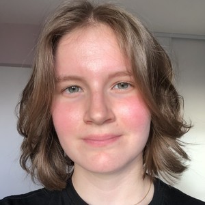 Eva - Prof de SVT - Puteaux