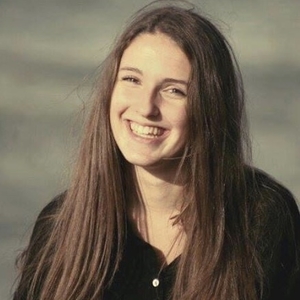 Julie - Prof de philosophie - Paris