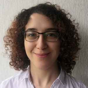 Maroua - Prof de maths - Paris