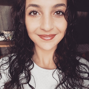 Ines - Prof de maths - Lyon
