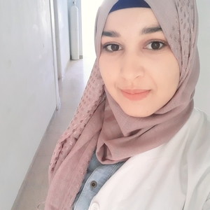 Rania - Prof de maths - Saint-Priest