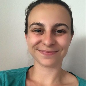 Clara - Prof de maths - Tournay