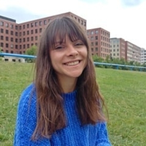 Romane - Prof de français - Angers