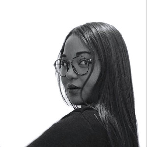 Danielle - Prof de dessin - Paris