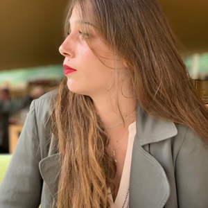 Clara - Prof d'histoire - Pessac
