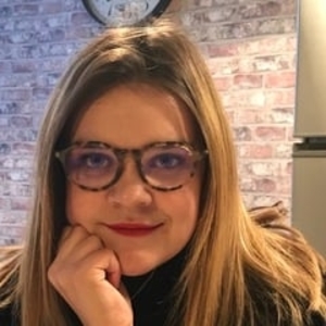 Nina - Prof d'aide aux devoirs - Voussac