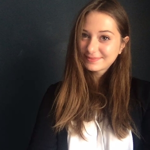 Florine - Prof de soutien scolaire - Paris