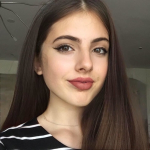 Léna - Prof d'aide aux devoirs - Cézac