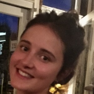 Anouk - Prof de philosophie - Grenoble