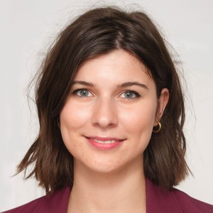 Eve - Prof de français - Gennevilliers