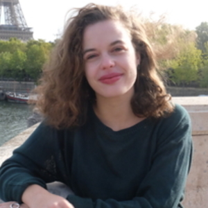 Pauline - Prof de préparation bac es - Paris 7e