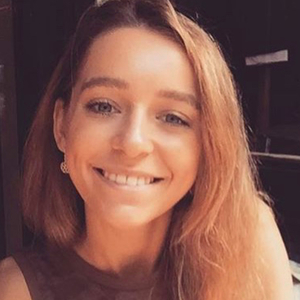 Adeline - Prof de préparation bac es - Paris