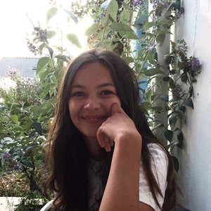 Louise - Prof d'histoire - Paris