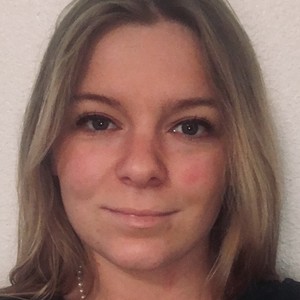 Sarah - Prof de droit - La Flotte