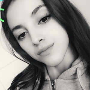 Ines - Prof de maths - Paris