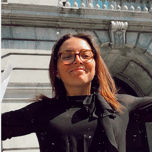 Laura - Prof d'espagnol - Visé