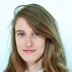 Catherine - Prof de droit civil - Paris