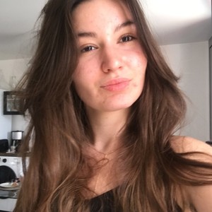 Julie - Prof d'aide aux devoirs - Ris-Orangis