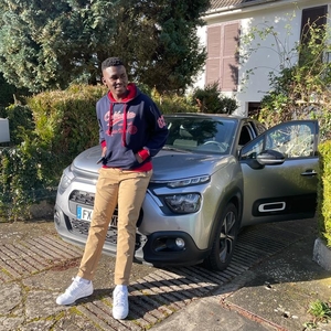Kenneth - Prof de maths - Orléans