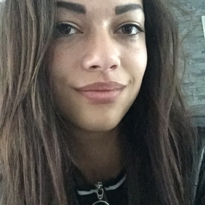 Justine - Prof de maths - Saint-Victor-la-Coste