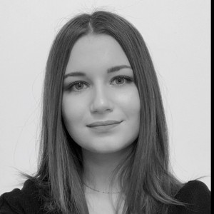 Lola - Prof de maths - Paris