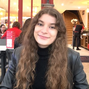 Sirine - Prof d'anglais - Dijon