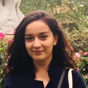 Lyna - Prof d'aide aux devoirs - Bobigny