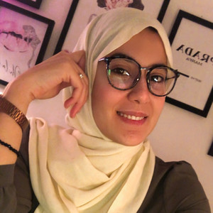 Zineb - Prof de maths - Forest