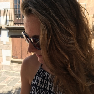Alice - Prof de maths - Saint-Benoît