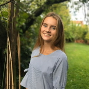 Julie - Prof de physique - chimie - Langlade