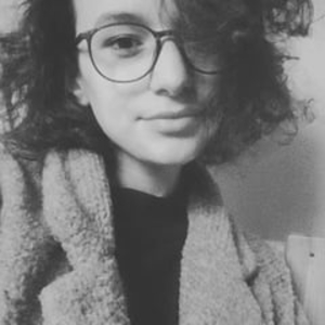 Nawel - Prof de maths - Fondettes