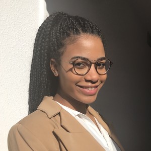 Olivia - Prof de maths - Tournai