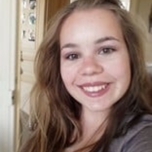 Emma - Prof de SVT - Nantes