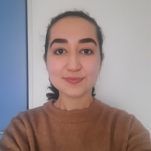 Yasmina - Prof d'anglais - Tours