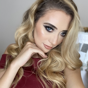 Chloé - Prof d'initiation informatique - Villeurbanne