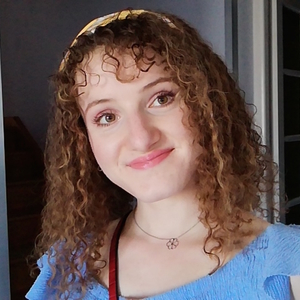 Elise - Prof de physique - chimie - Einville-au-Jard