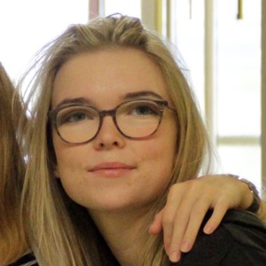 JEANNE - Prof d'initiation informatique - Richebourg