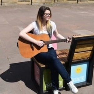 Caroline - Prof de guitare - Saint-Laurent-du-Var