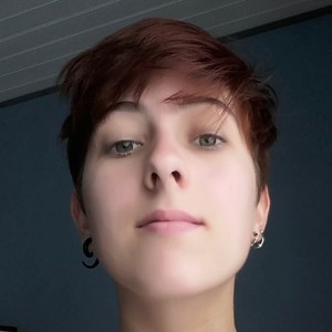 Yaelle - Prof de basse - Toulouse