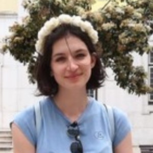 Lola - Prof de chant - Levallois-Perret