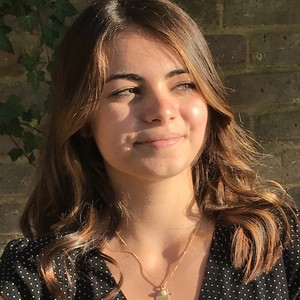 Juliette - Prof de fle - français langue étrangère - Addlestone