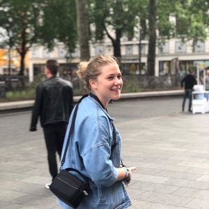 Samantha - Prof d'anglais - Isneauville