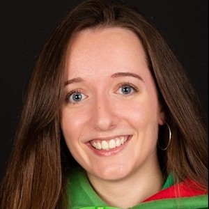 Clara - Prof d'économie - Puteaux