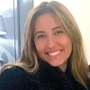 Laura - Prof de maths - Paris