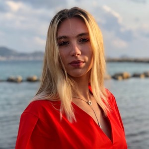 Constance - Prof de maths - Angers